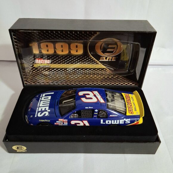 1999 Mike Skinner #31 Lowe's Monte Carlo Elite 1 of 1,000 1:24 Scale Diecast Car - Picture 3 of 10